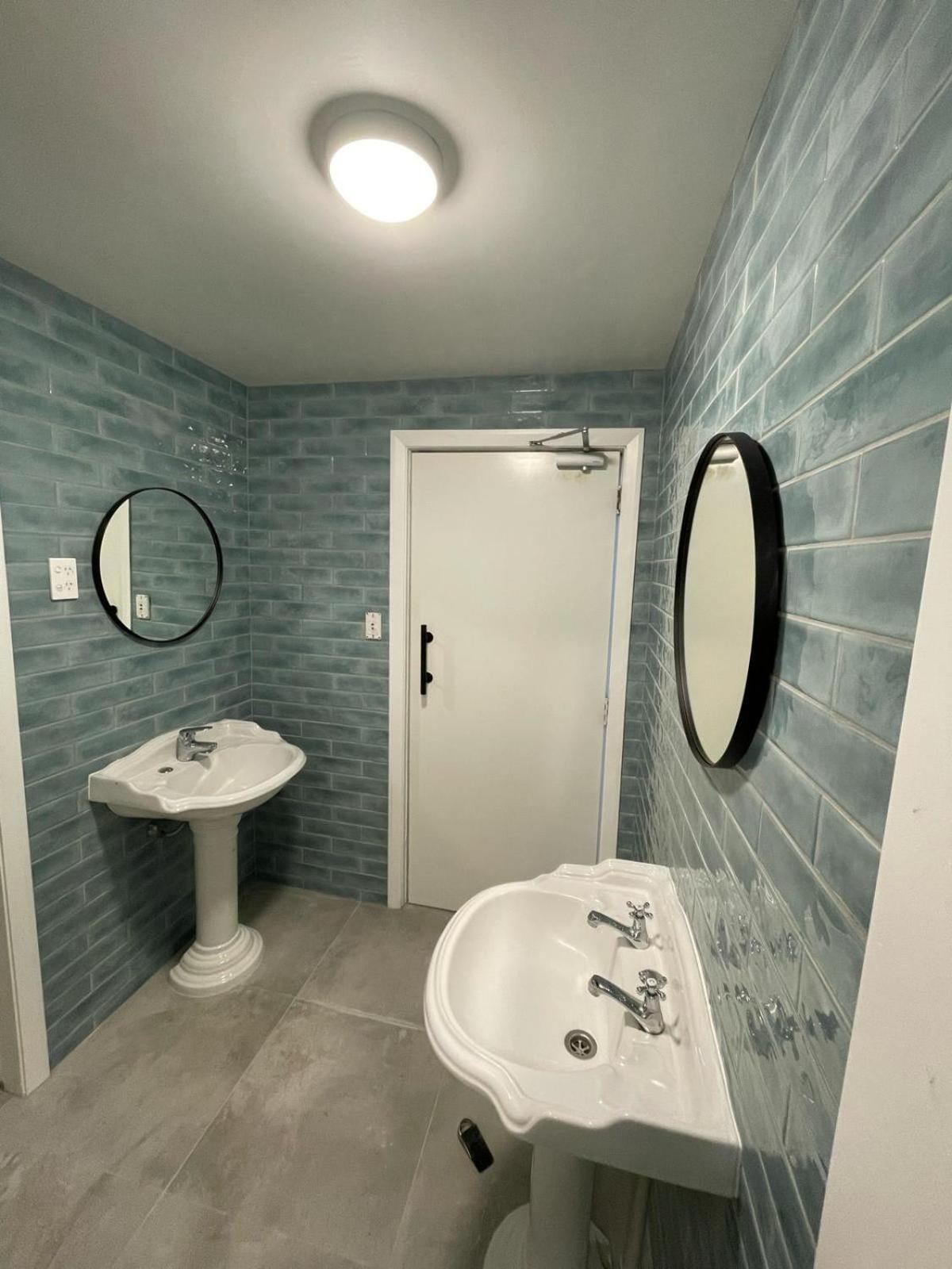Worldwide Backpackers Hostel Wellington Exterior photo