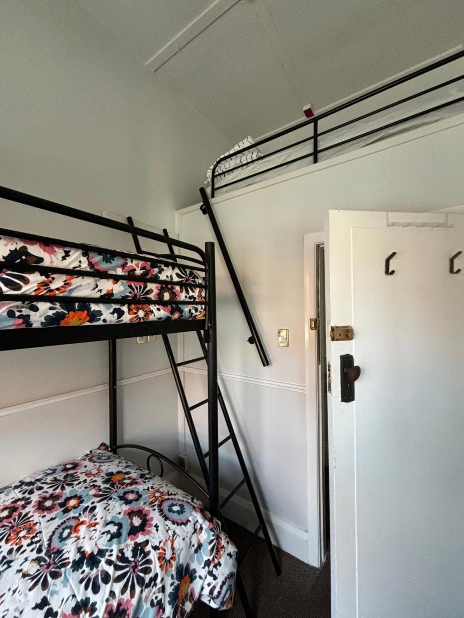 Worldwide Backpackers Hostel Wellington Exterior photo
