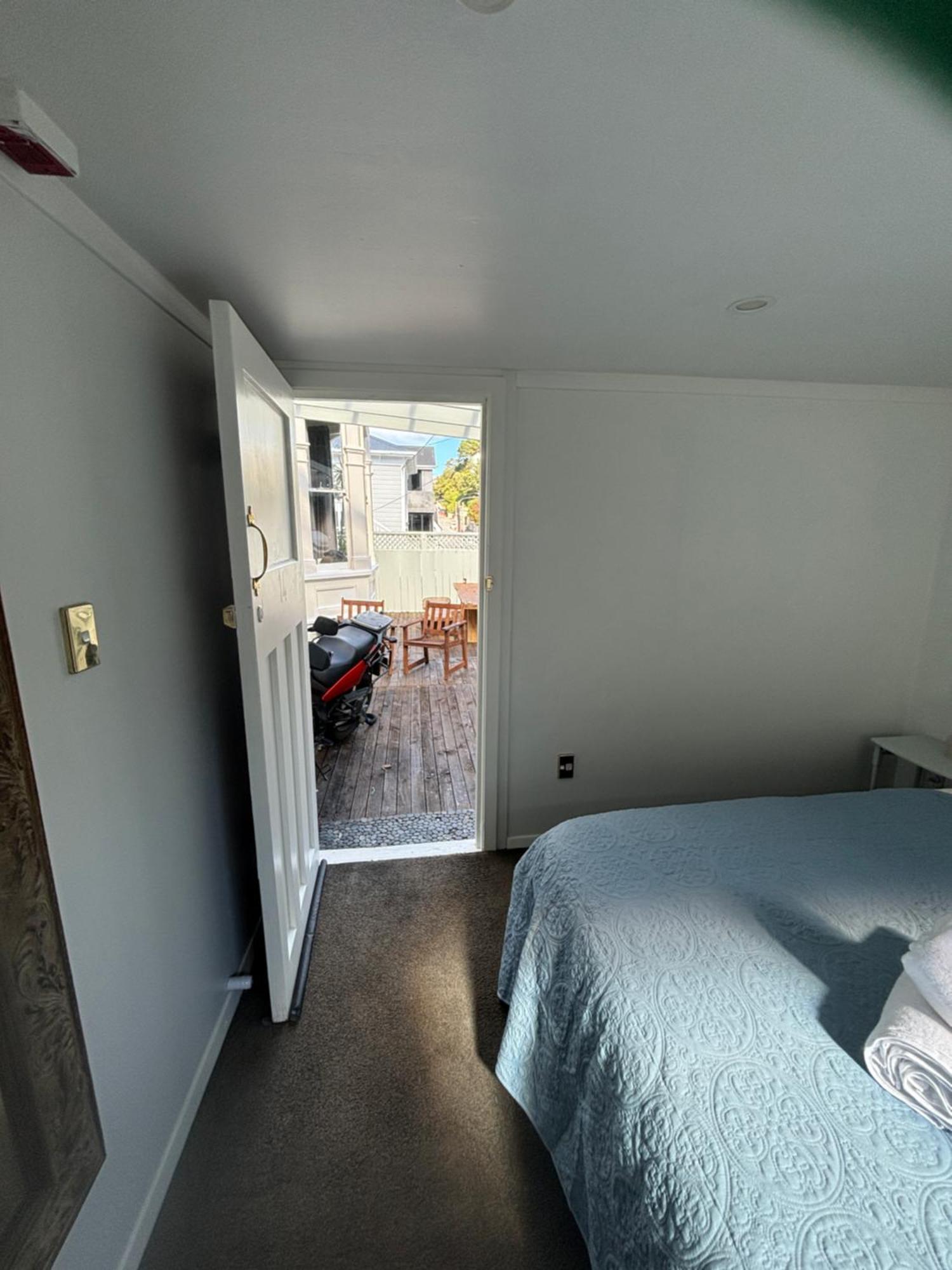 Worldwide Backpackers Hostel Wellington Exterior photo